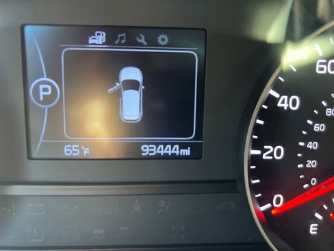 Used 2018 Kia Sportage EX image 17