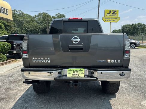 Used 2010 Nissan Titan LE AWD/4WD image 4