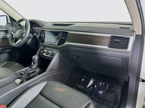 Certified 2023 Volkswagen Atlas SE w/ Panoramic Sunroof Package AWD/4WD image 29
