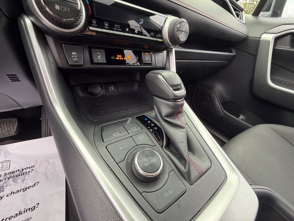 Used 2023 Toyota RAV4 SE w/ Weather & Moonroof Package AWD/4WD image 24