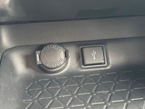 Certified 2022 Toyota RAV4 LE image 26