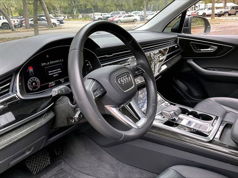 Used 2020 Audi Q7 2.0T Premium w/ Convenience Package image 14