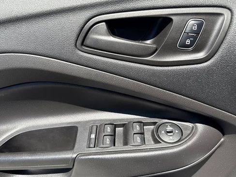 Used 2017 Ford Escape S FWD image 10