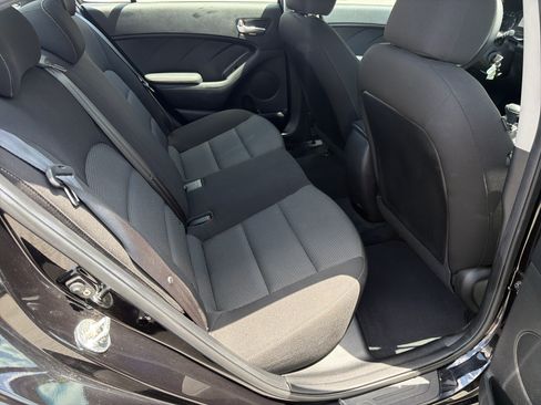 Used 2017 Kia Forte LX FWD image 24