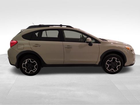 Used 2014 Subaru Crosstrek 2.0i Premium image 3
