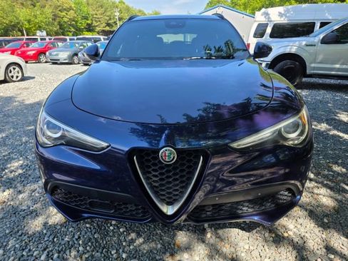 Used 2018 Alfa Romeo Stelvio Ti Sport AWD/4WD image 2