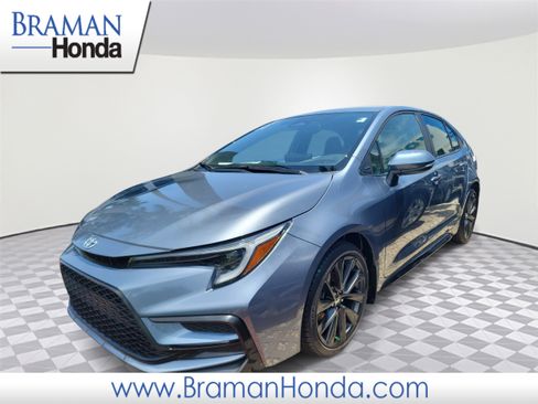 Used 2025 Toyota Corolla SE FWD image 1