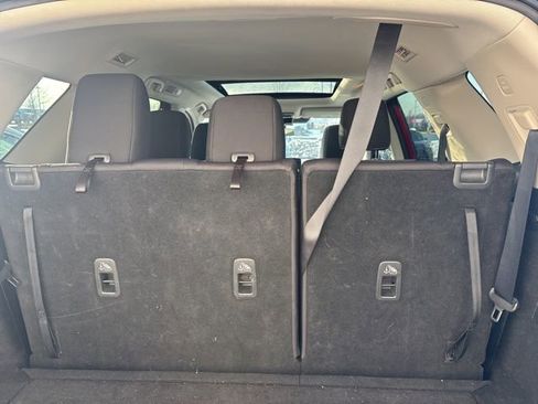 Used 2022 Nissan Pathfinder SV w/ SV Premium Package image 8