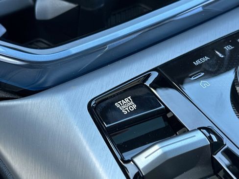 Used 2026 BMW X3 xDrive30 w/ M Sport Package image 28