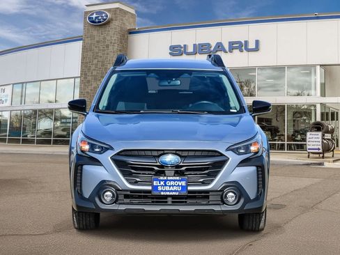 Used 2023 Subaru Outback Premium image 6