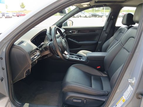 Used 2022 Honda Civic Sport Touring image 8