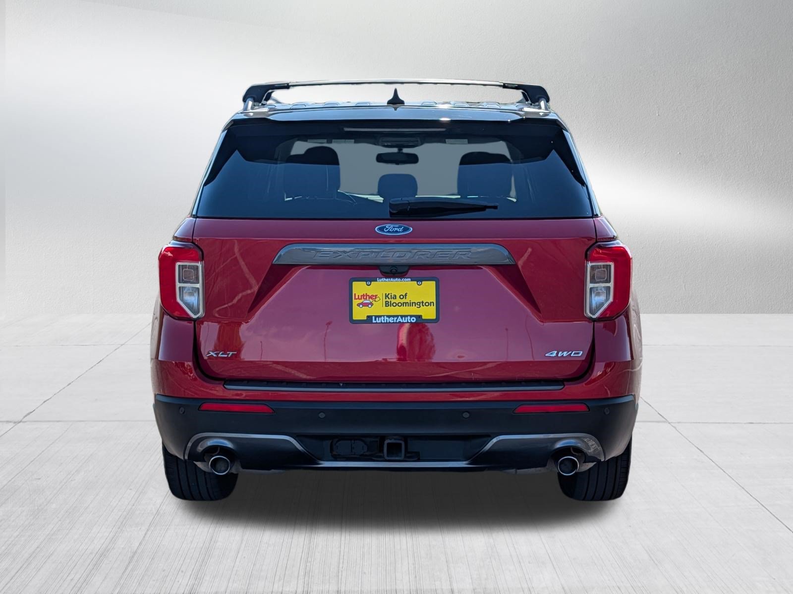 Used 2021 Ford Explorer XLT AWD/4WD image 4