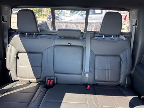 Used 2023 Chevrolet Silverado 1500 High Country w/ High Country Premium Package image 14