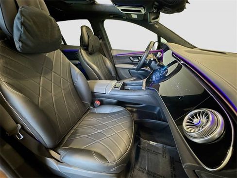 Certified 2023 Mercedes-Benz EQS 580 4MATIC SUV image 31