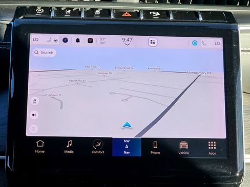 Used 2023 Jeep Grand Cherokee L Limited w/ Luxury Tech Group II image 40