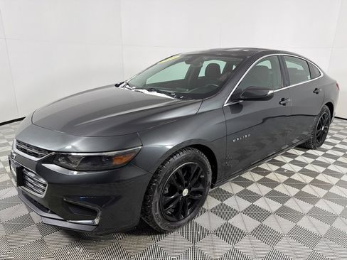 Used 2016 Chevrolet Malibu LT image 9