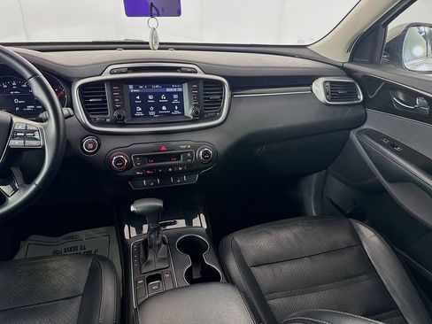 Used 2019 Kia Sorento EX image 26