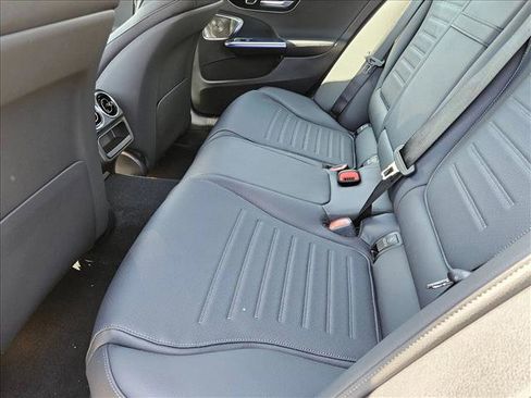 Used 2025 Mercedes-Benz C 300 Sedan image 14
