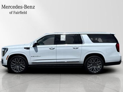Used 2026 GMC Yukon XL Denali Ultimate AWD/4WD image 5
