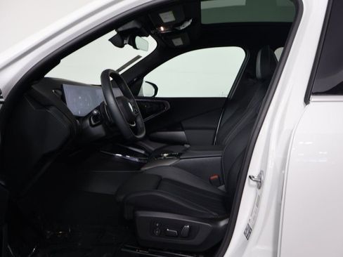 Used 2025 BMW X3 xDrive30i w/ Premium Package AWD/4WD image 10