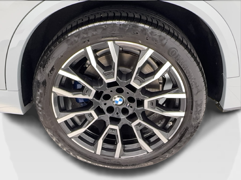 Used 2025 BMW X5 M60i AWD/4WD image 12