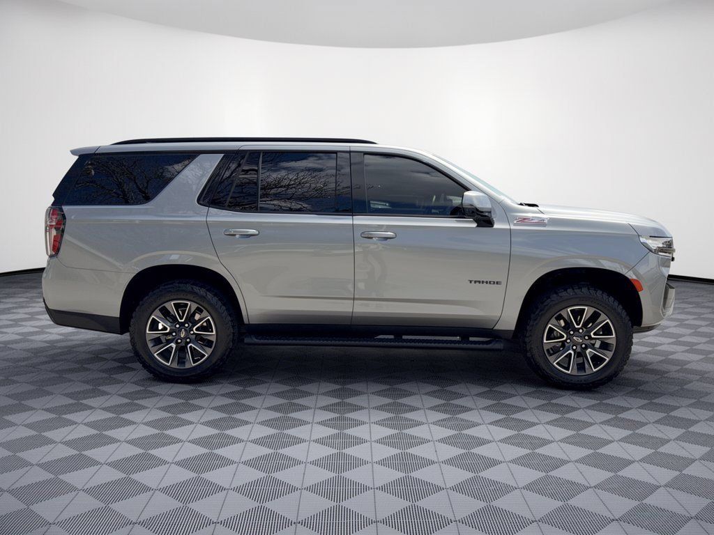 Certified 2023 Chevrolet Tahoe Z71 w/ Luxury Package AWD/4WD image 8