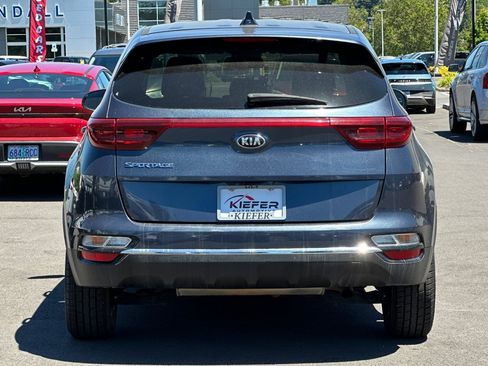 Used 2022 Kia Sportage LX AWD/4WD image 5