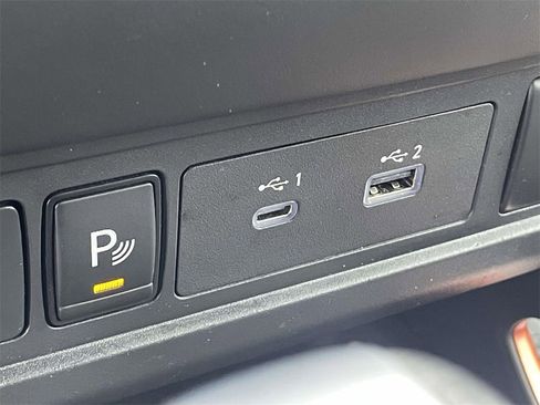 Used 2023 Nissan Frontier Pro-X w/ Technology Package image 25