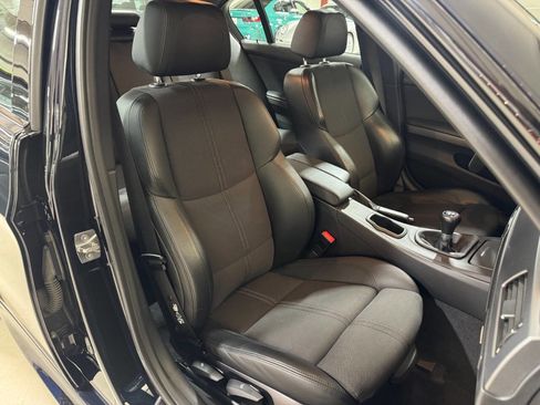 Used 2011 BMW M3 Sedan image 26