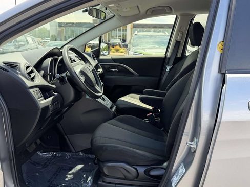 Used 2014 MAZDA MAZDA5 Sport FWD image 17