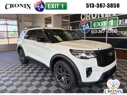 New 2026 Ford Explorer ST-Line w/ ST-Line Street Pack AWD/4WD image 1