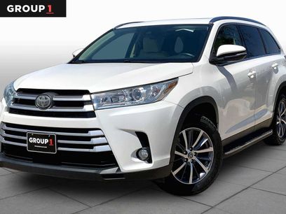 Used 2019 Toyota Highlander XLE