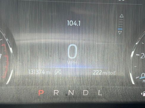 Used 2021 Ford Explorer XLT w/ Equipment Group 202A AWD/4WD image 14