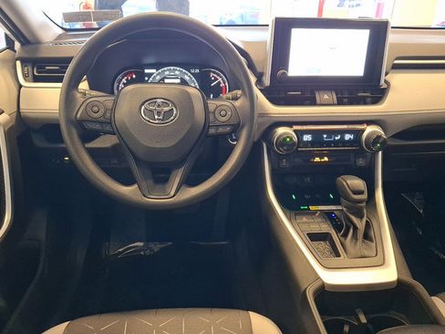 Certified 2025 Toyota RAV4 XLE w/ Convenience Package image 9