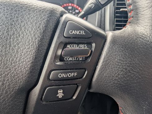 Used 2023 Nissan Titan PRO-4X w/ Pro-4x Convenience Package AWD/4WD image 14