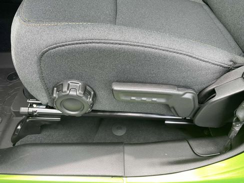 New 2025 Jeep Gladiator Sport image 19