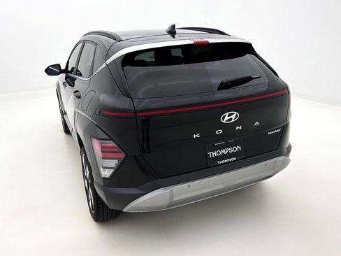 Used 2025 Hyundai Kona Limited image 13