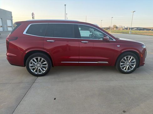 Used 2024 Cadillac XT6 Premium Luxury w/ Technology Package image 2