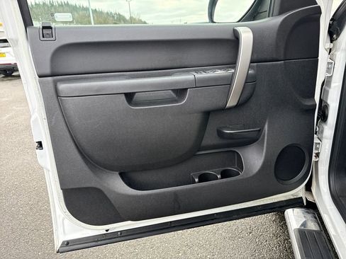 Used 2013 GMC Sierra 1500 SLE image 17