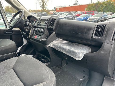 Used 2018 RAM ProMaster 2500 image 23