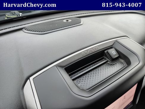 Used 2024 RAM 3500 Tradesman w/ Chrome Appearance Group image 7