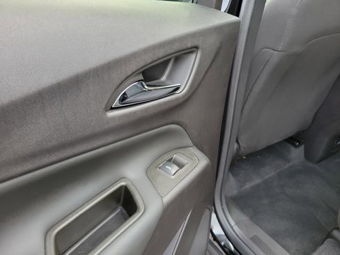 Used 2024 Chevrolet Equinox LT image 13