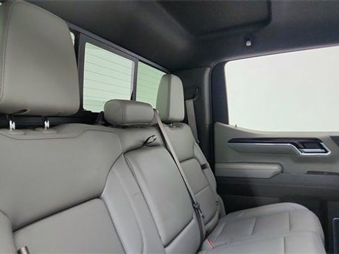 Used 2024 GMC Sierra 1500 SLT w/ SLT Premium Plus Package image 26