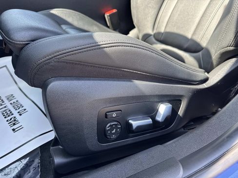 Used 2020 BMW 330i xDrive Sedan w/ M Sport Package image 19