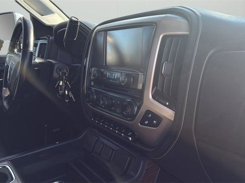 Used 2017 GMC Sierra 3500 Denali w/ Duramax Plus Package image 39