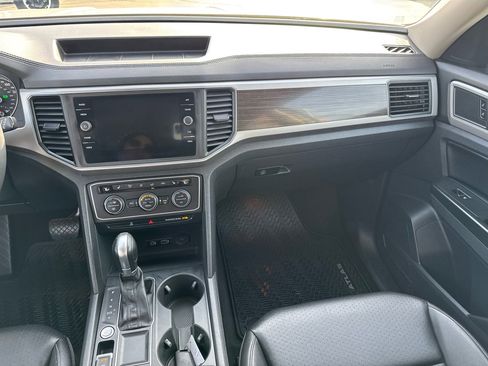 Used 2019 Volkswagen Atlas SE w/ Towing Package image 21