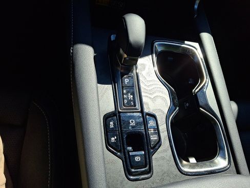Certified 2026 Lexus RX 450h AWD image 16