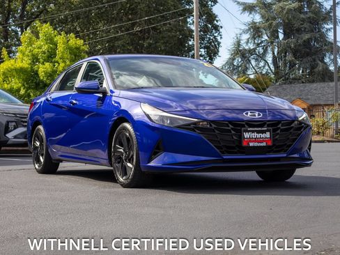 Used 2021 Hyundai Elantra SEL w/ Convenience Package FWD image 2