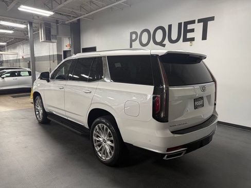 Used 2022 Cadillac Escalade Premium Luxury AWD/4WD image 6