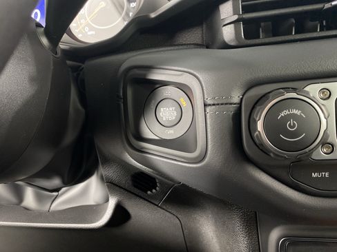 New 2026 Jeep Gladiator Mojave AWD/4WD image 22